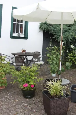 Ein Garten an der Unterkunft Ferienhaus Eifelperle