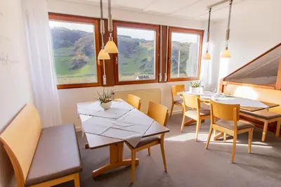Ein Sitzbereich in der Unterkunft Weingut & Gästehaus Heidhof
