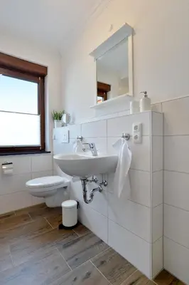 Ein Badezimmer in der Unterkunft Moselhof Ferienwohnungen