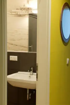 Ein Badezimmer in der Unterkunft Momerooms – Appartement am Momering