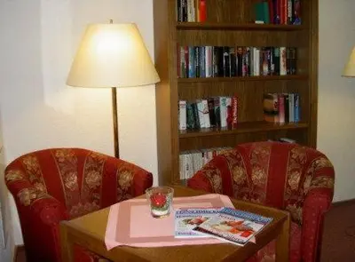 Ein Sitzbereich in der Unterkunft Bengel's Hotel zur Krone