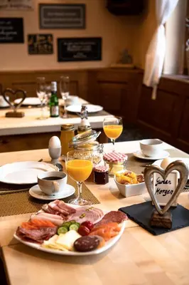 Essen im Hotel oder in der Nähe