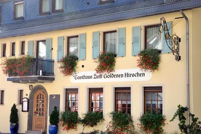 Das Gebäude in dem sich das Gasthaus befindet