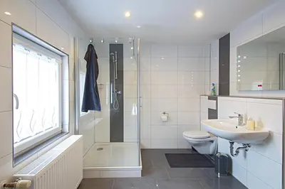 Ein Badezimmer in der Unterkunft Ferienhaus an der Burg Namedy