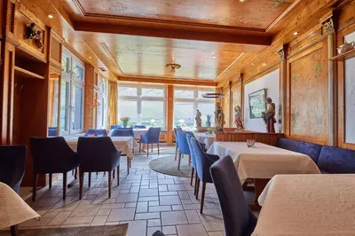 Ein Sitzbereich in der Unterkunft Hotel Reiler Hof