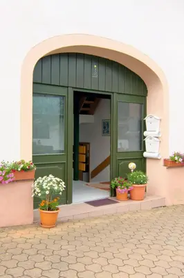 Eine Fassade oder ein Eingang zu Ferienwohnung Nisius
