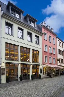 Das Gebäude in dem sich das Hotel befindet