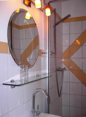 Ein Badezimmer in der Unterkunft Weinstube Pension Moselblümchen
