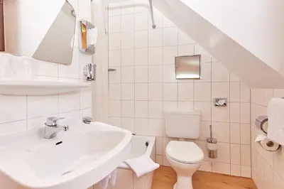 Ein Badezimmer in der Unterkunft Hotel-Restaurant Ehses