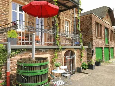 Das Gebäude in dem sich die Ferienwohnung befindet