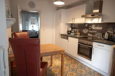 Küche/Küchenzeile in der Unterkunft Ferienwohnung & Apartment Am Steinbrunnen
