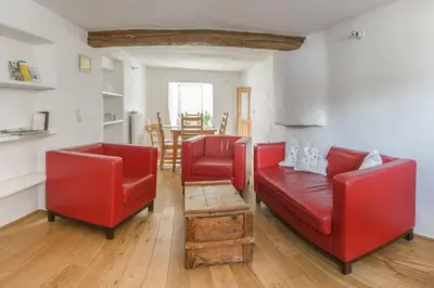 Ein Sitzbereich in der Unterkunft Nengshof Ferienhaus Gänseblümchen