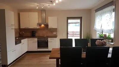 Küche/Küchenzeile in der Unterkunft Eifel Dream Ferienwohnung Zingsheld