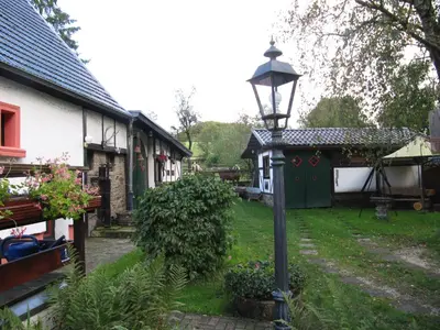 Ein Garten an der Unterkunft Landhaus à Blooms