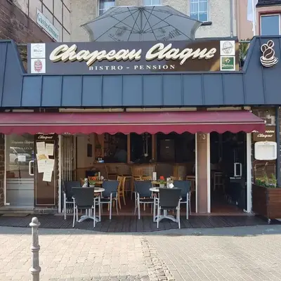 Pension Chapeau-Claque