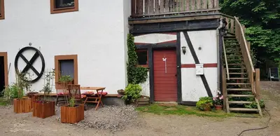 Das Gebäude in dem sich die Ferienwohnung befindet