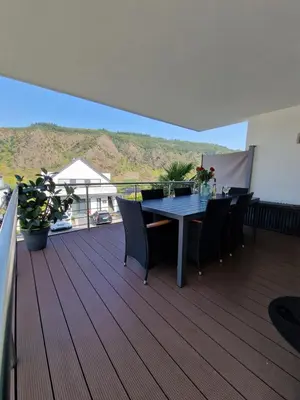 Ein allgemeiner Bergblick oder ein Berglick von der Ferienwohnung aus
