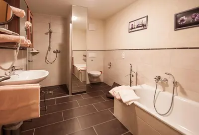 Ein Badezimmer in der Unterkunft FW Rheinblick