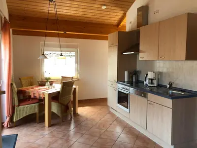 Küche/Küchenzeile in der Unterkunft Ferienwohnung Karl