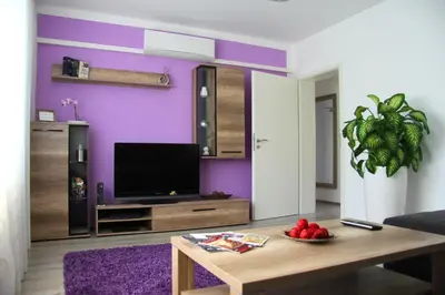 TV/Unterhaltungsangebot in der Unterkunft Geräumige 4 Zimmer Wohnung an den Kaiserthermen