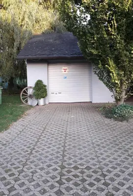 Das Gebäude in dem sich das Hotel befindet