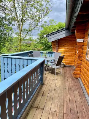 Ein Balkon oder eine Terrasse in der Unterkunft Ferienhaus Thelen