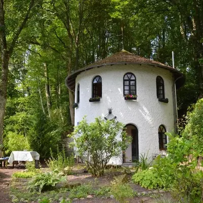 Strotzbüsch Forest Hideaway