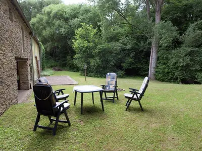 Ein Garten an der Unterkunft Mosel Mill Garden Stay