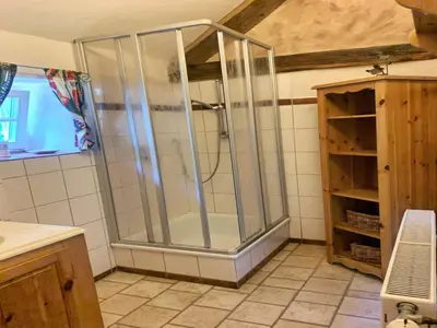 Ein Badezimmer in der Unterkunft Mosel Mill Garden Stay