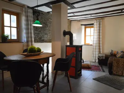 Ein Sitzbereich in der Unterkunft Hiking Roes Nature & Charm
