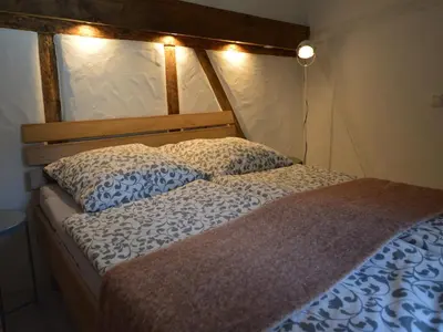 Ein Bett oder Betten in einem Zimmer der Unterkunft Hiking Roes Nature & Charm