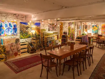 Ein Restaurant oder anderes Speiselokal in der Unterkunft Hotel Zur Post