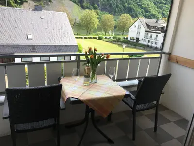 Ein Balkon oder eine Terrasse in der Unterkunft Ferienwohnung Sonnenlay