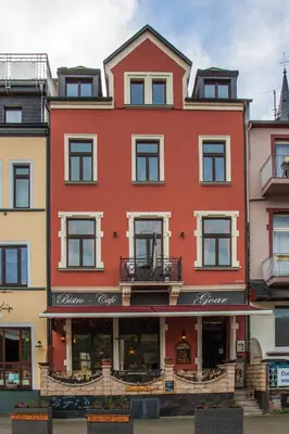 Das Gebäude in dem sich die Ferienwohnung befindet