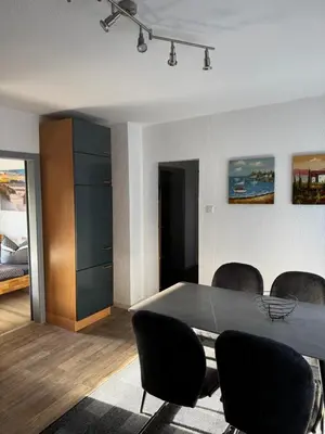 Ein Sitzbereich in der Unterkunft Ferienwohnung Distelkamp