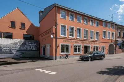 Das Gebäude in dem sich das Hotel befindet