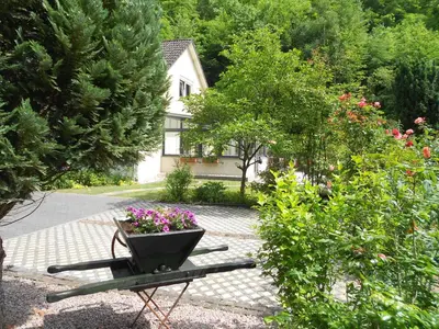 Ein Garten an der Unterkunft fewo amendert
