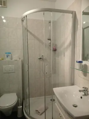 Ein Badezimmer in der Unterkunft Pension Röhrig