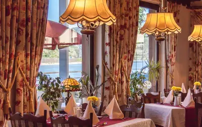 Ein Restaurant oder anderes Speiselokal in der Unterkunft Hotel & Restaurant Krone