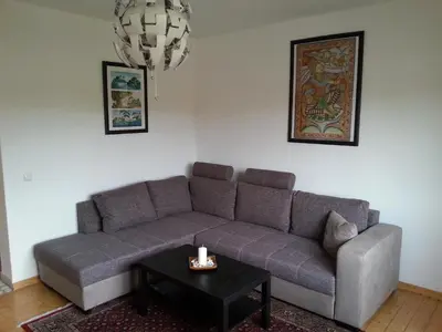 Ein Sitzbereich in der Unterkunft Citynahe Wohnung Festung Ehrenbreitstein 65m² mit großem Garten