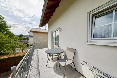 Ein Balkon oder eine Terrasse in der Unterkunft Gästehaus Binz-Meyer Heldensicht