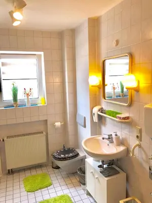 Ein Badezimmer in der Unterkunft Ferienwohnung in Binger Stadtmitte mit Balkon