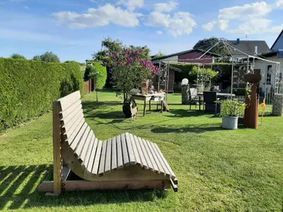 Ein Garten an der Unterkunft Pension-Jakobs