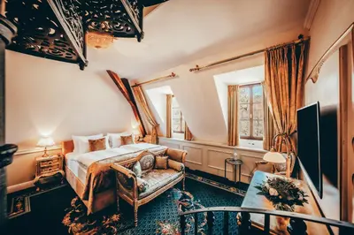 Ein Bett oder Betten in einem Zimmer der Unterkunft Schloss Lieser, Autograph Collection