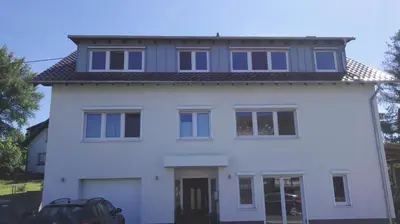 Das Gebäude in dem sich die Ferienwohnung befindet