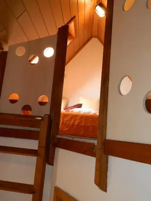 Ein Bett oder Betten in einem Zimmer der Unterkunft Ferienwohnung Flämisches Weinhaus
