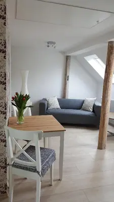 Ein Sitzbereich in der Unterkunft Ferienhaus BARFLY