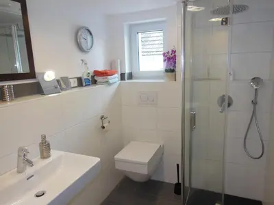 Ein Badezimmer in der Unterkunft Saffenburgblick
