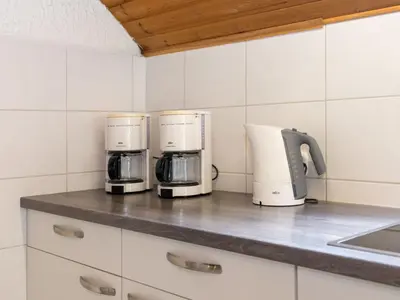 Küche/Küchenzeile in der Unterkunft Holiday Home Eifelnatur - Haus 2-4 by Interhome