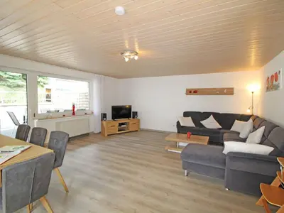 TV/Unterhaltungsangebot in der Unterkunft Apartment Eifelnatur - Haus 3-2 by Interhome